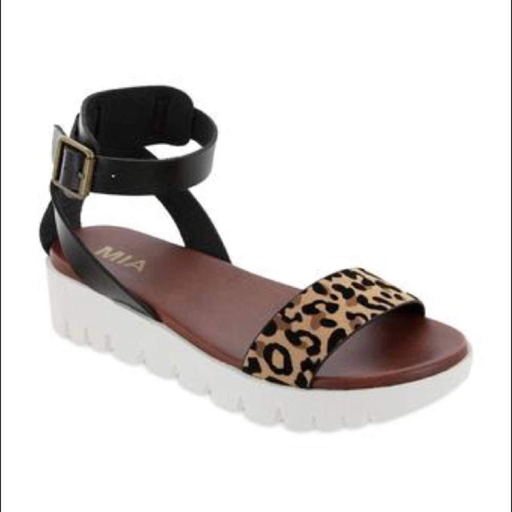 Mia Shoes Rina-F Sandal In Jaguar Nova